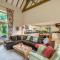 Get-Togethers with function room - Little Dean