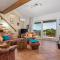 APARTMENT MAGDA with a parking space and sea view