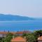 APARTMENT MAGDA with a parking space and sea view