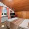 APARTMENT MAGDA with a parking space and sea view