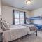 Modern Work/Relax - Private Hottub & Firepit