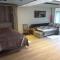 APARTMENT B O R A