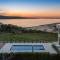 Villa Sunset Bay - amazing view and large heated pool - Ljubač