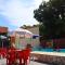Recanto Pousada JU&JU com piscina COMPARTILHADA