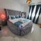 Jackys majesty beds apartment
