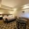 Crown Garden Hotel