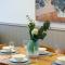 The Majestic retreat 2 bed 2 bath CBD