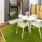 The Majestic retreat 2 bed 2 bath CBD