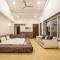 Casa Serenity by StayVista - Relax with a pool, lawn, and inviting jacuzzi - Lonavala