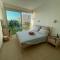 MagesticView seafront apartment