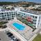MagesticView seafront apartment