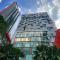 Studio Loft Empire Damansara Free WiFi & Parking