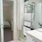 Stylish apartment in the heart of Potts Point