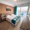 Sunny Blue Hotel