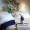 Sundance - Fabulous & Large 4-Bedroom Private Villa