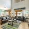 Family Friendly Vacation Home with South Facing Pool - Hot Tub - Game Room - Near Disney