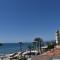 Fantastic studio - beachfront