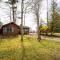 Lee Point Classic Cabins on West Bay with Hot Tub - Suttons Bay