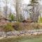 Lee Point Classic Cabins on West Bay with Hot Tub - Suttons Bay