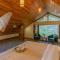 Secluded, 5 Bedroom Villa With Open Deck And Scenic Views