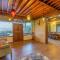 Secluded, 5 Bedroom Villa With Open Deck And Scenic Views