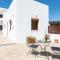 Flora Studios - Lindos