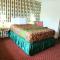 Town House Motor Inn