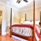 604 Gorgeous Renovated Condo, Steps to Omni Spa, Golf, Tennis, PFC & Exclusive Building Pool