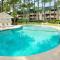 Classy & comfortable condo! - جزيرة هيلتون هيد