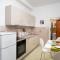 Apartments Dadic with parking & playground - Medulin