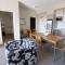 Gladstone Downtown Central Apartment Hotel Official