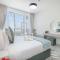Vogue Al Wasl 1 Residence West 13th Floor with Large Balcony for view of Sheikh Zaid Road and One Za'abeel Tower and Burj Khalifa, Walkable to Metro with Easy Access to Sheikh Zayed Road & Dubai World Trade Centre - Dubaj