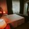 MiLAROOM