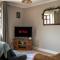 Charming 2-Bed Home in Neath - Skewen