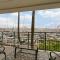 210B Harbor Views Short Stroll to Beach, Large Balcony, Walk to Dining Shops - Oceanside