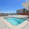210B Harbor Views Short Stroll to Beach, Large Balcony, Walk to Dining Shops - Oceanside