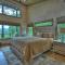By The Peaks -Gorgeous Mtn Views - 米纳勒尔布拉夫