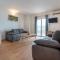 Apartments IN
