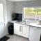 Whittams Hot-tub Chalet Retreat - Heysham