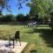 Casa con Jardín con 2 alojamientos, con jardines no compartidos y aparcamiento privado