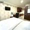 Hozby Skyview Setiabudi Suites