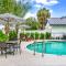 The Retreat at Anna Maria Island Inn