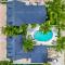 The Retreat at Anna Maria Island Inn