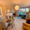 Garden Apartment, Central Harrogate with parking