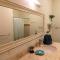 87972 Romantic condo, best retreat for a couple, 1 block from the Ocean - Progreso
