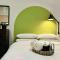 Chic Cosy at Kota Warisan Near Aiport KLIA KLIA2 5-7 Pax