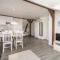 Ferienhaus Hemenswarft direkt an der Nordsee mit Meerblick