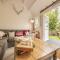 Well Green Cottage