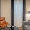 Green, Deluxe Two Bedroom Suite