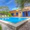 Lemon tree villa with private pool - Frés